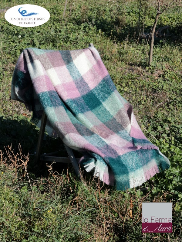 Plaid mohair des Fermes de France à carreaux Vieux Rose et Canard par la Ferme d'Auré