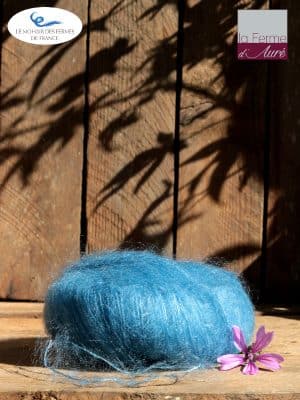 Laine Mohair et Soie coloris Bleuet. Mohair des Ferme de France par la Ferme d'Auré