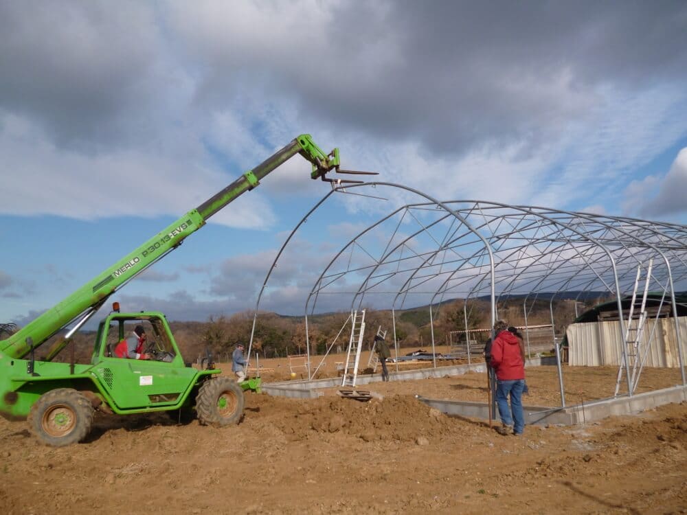 Construction chevrerie de la Ferme d'Auré, son histoire