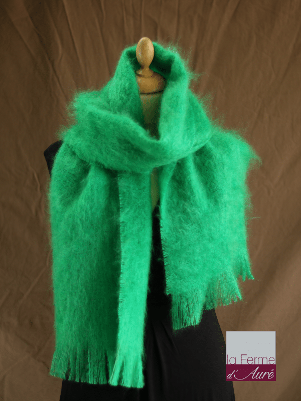 Grande écharpe laine mohair vert perroquet - Mohair Ferme d'Auré