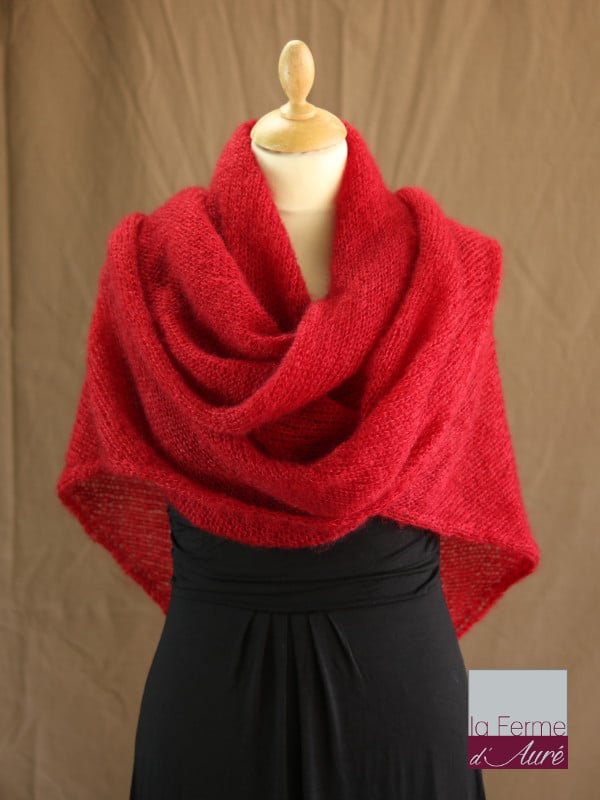 chale femme laine mohair rouge par la Ferme d'Auré - Chale en laine mohair