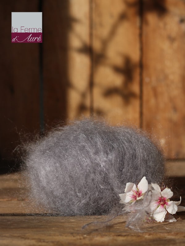 Pelote de laine pur mohair gris hibou - La Ferme d'Auré