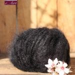 Pelote de laine pur mohair noir - Mohair de la Ferme d'Auré