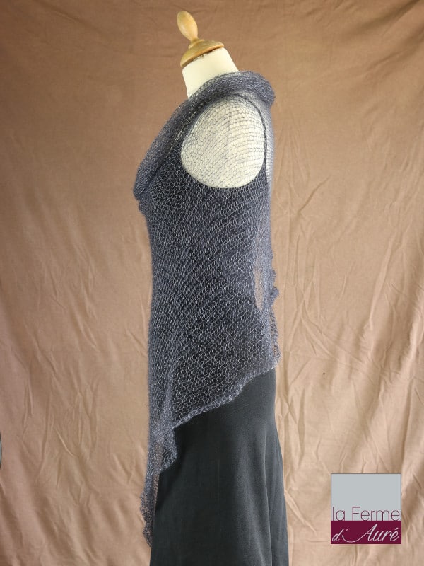 poncho-dentelle-soie-mohair-ferme-aure-gris-ardoise-cote