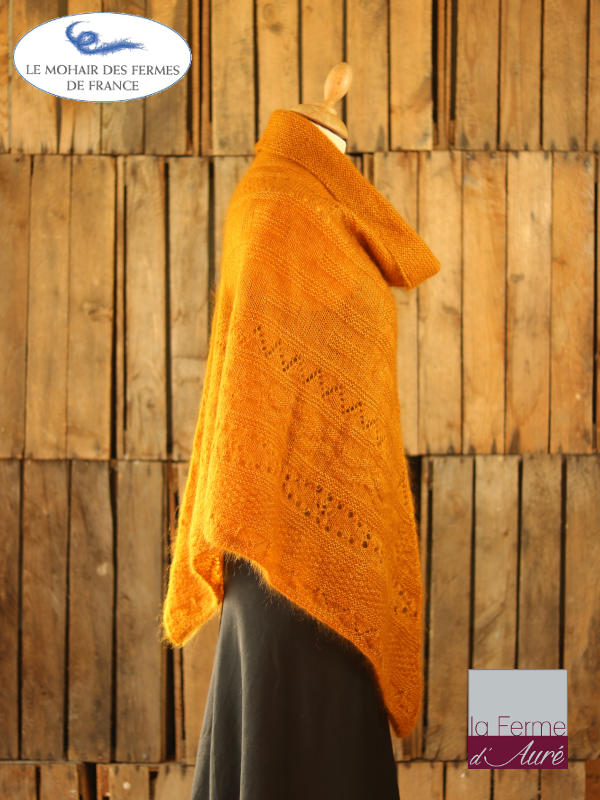 Poncho-femme-laine-mohair-ferme-aure-jaune-4