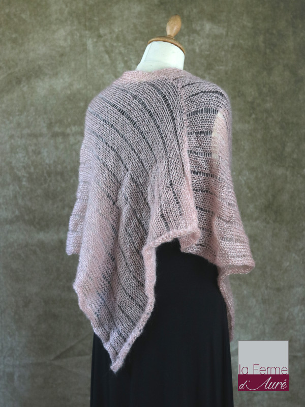 Poncho Mohair Soie Riviera coloris Beige Rosé par la Ferme d'Auré - 3