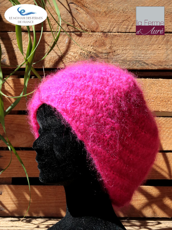 Bonnet en laine mohair tricoté main en Mohair des Fermes de France par la Ferme d'Auré. Pièce unique