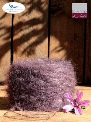 Laine Mohair et Soie coloris Améthyste. Mohair des Ferme de France par la Ferme d'Auré