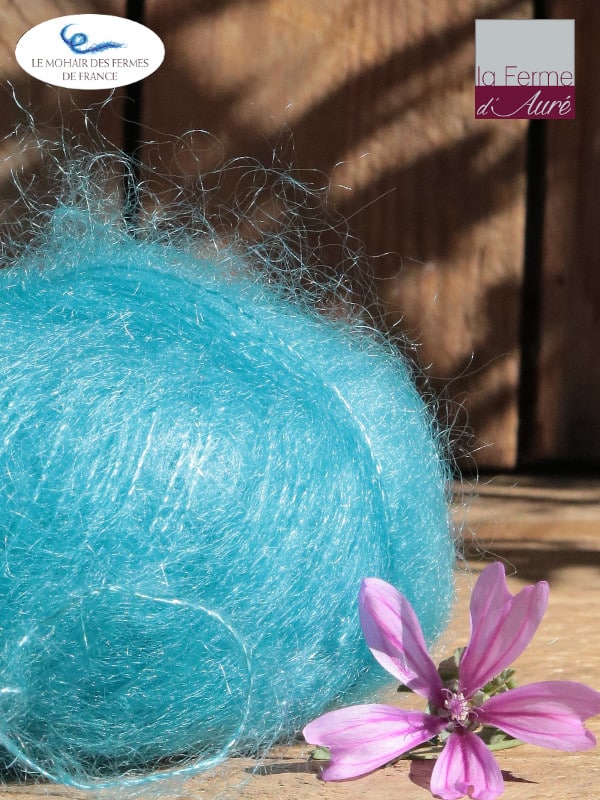 Laine Mohair et Soie coloris Turquoise, détail. Mohair des Ferme de France par la Ferme d'Auré