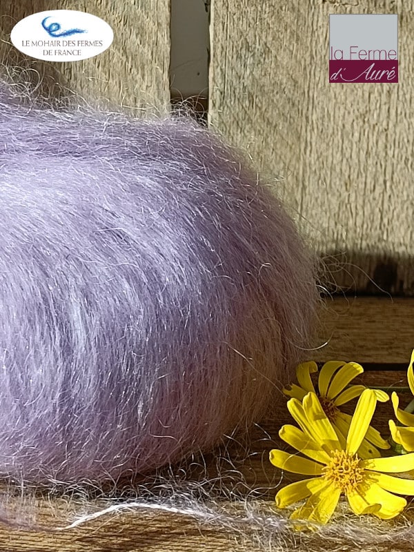 Laine Mohair et Soie coloris Aster. Mohair des Ferme de France par la Ferme d'Auré - détail