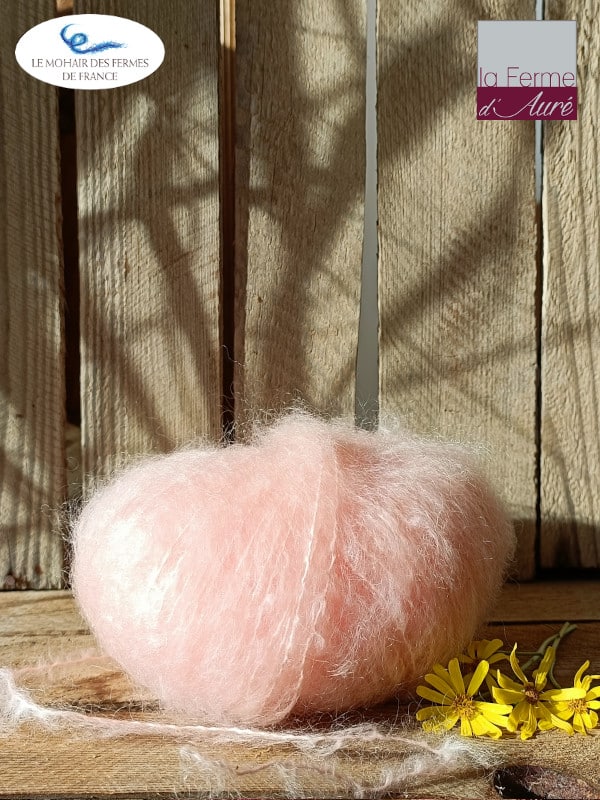 Laine Mohair de France coloris Rose Nude. Mohair des Ferme de France par la Ferme d'Auré