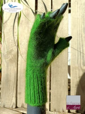 Mitaines mohair et soie vert avocat en Mohair des fermes de France - détail2